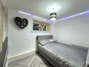 Photo 15- click for photo gallery